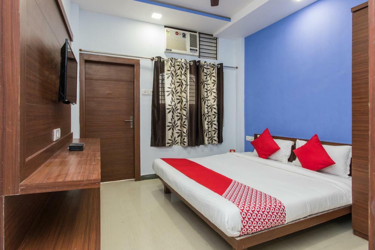 Oyo 17161 Hotel Mahalaxmi Ujjain Exterior photo
