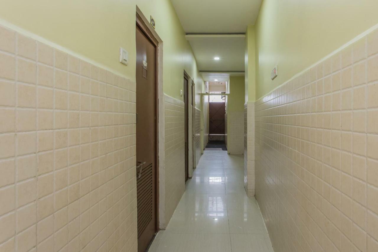Oyo 17161 Hotel Mahalaxmi Ujjain Exterior photo
